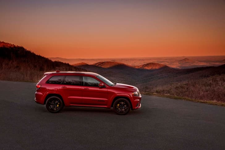 2018 Jeep Grand Cherokee Trackhawk image gallery